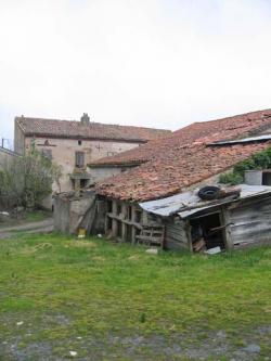 Stone Farmbuildings nr ALBI Albi